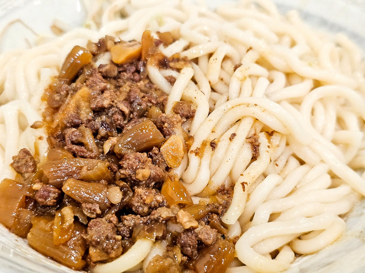 高雄五甲|金鼎牛肉麵手工水餃 冷氣開放,在地老字號排隊小吃 - 第12張圖