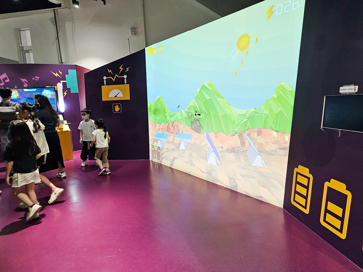 恆春免費景點｜台電南部展示館免費玩！旋轉溜滑梯＋4D電影＋海水淡化冰棒超消暑