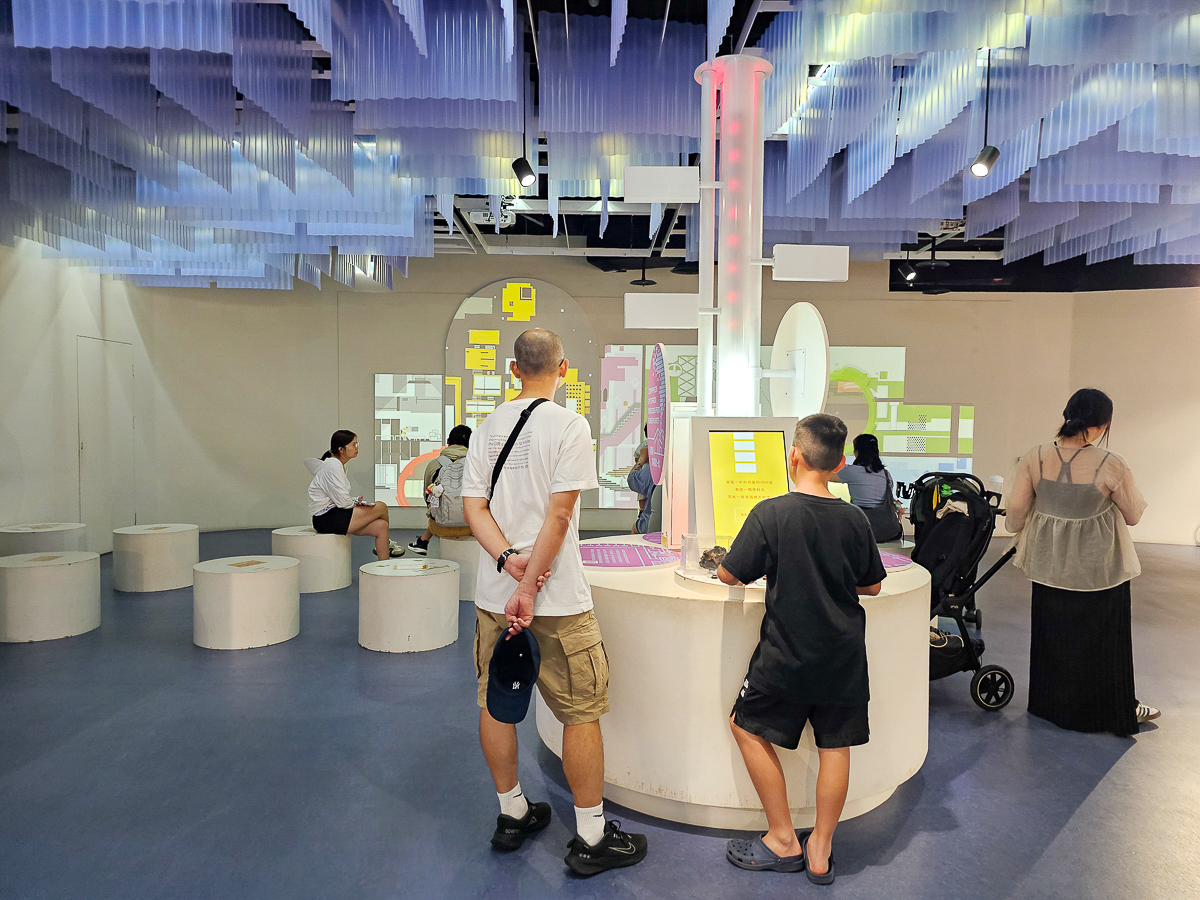 恆春免費景點｜台電南部展示館免費玩！旋轉溜滑梯＋4D電影＋海水淡化冰棒超消暑