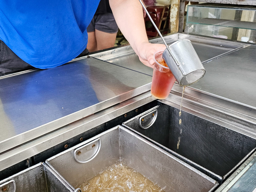 嘉義朴子美食景點｜朴子歷史與味覺之旅 85度C/朴子大眾餐廳/義遊味靚義大利麵/配天宮/阿胖冷飲/春苳紅茶/錢源火鍋/福泉布丁豆花