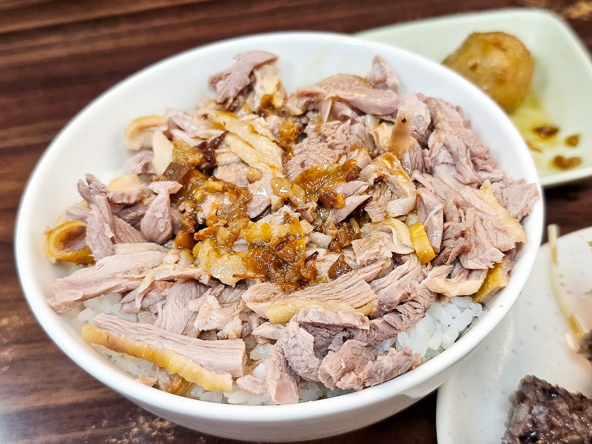 鳳山美食|鴨香寶鴨肉飯麵 鴨肉飯、下水湯,崗山北街超人氣排隊店 - 第7張圖 鳳山美食|鴨香寶鴨肉飯麵 鴨肉飯、下水湯,崗山北街超人氣排隊店