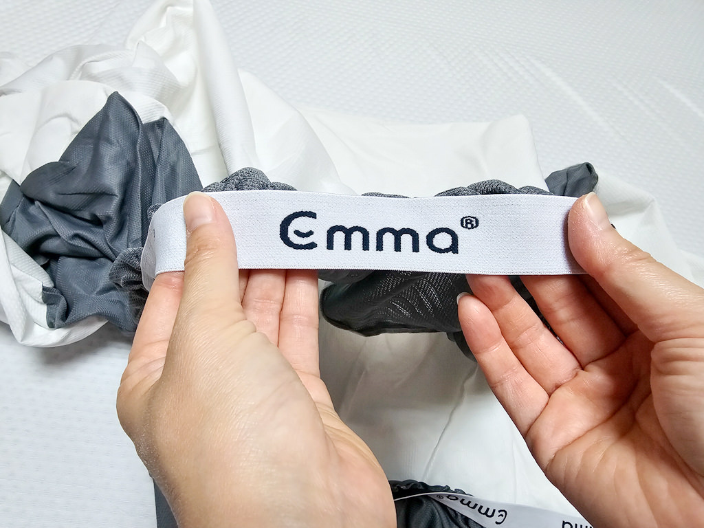 床墊推薦｜德國Emma 石墨烯黑鑽床墊，100天免費試睡，歐洲銷量第一的床墊品牌，全球累計販售超600萬張，享受夜晚被擁抱的安全感