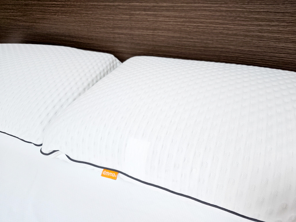 床墊推薦｜德國Emma 石墨烯黑鑽床墊，100天免費試睡，歐洲銷量第一的床墊品牌，全球累計販售超600萬張，享受夜晚被擁抱的安全感