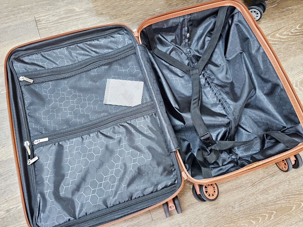 台南平價行李箱推薦|古色古箱行李箱專賣店 款式齊全、價格超甜、行李箱維修當日可取件 - 第19張圖 台南平價行李箱推薦|古色古箱行李箱專賣店 款式齊全、價格超甜、行李箱維修當日可取件