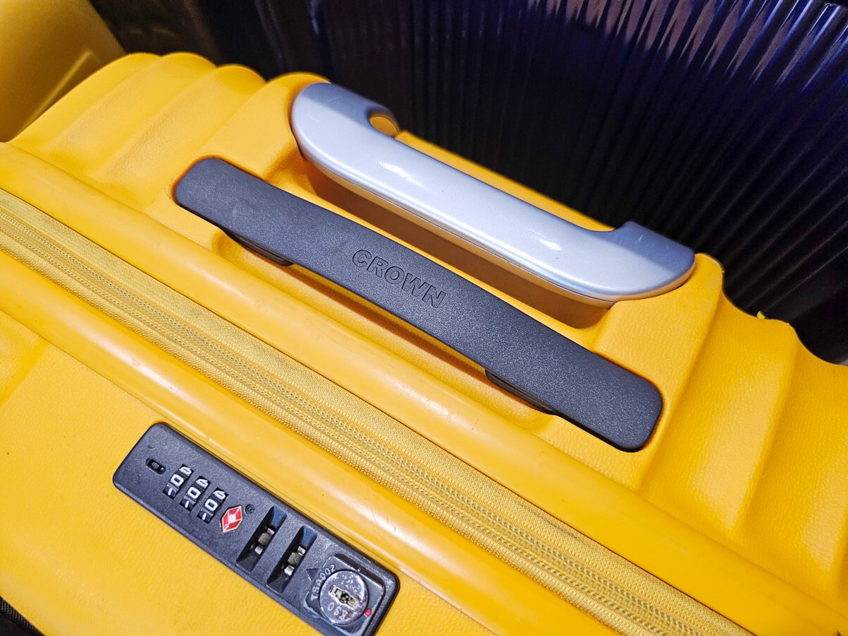 台南平價行李箱推薦|古色古箱行李箱專賣店 款式齊全、價格超甜、行李箱維修當日可取件 - 第39張圖 台南平價行李箱推薦|古色古箱行李箱專賣店 款式齊全、價格超甜、行李箱維修當日可取件