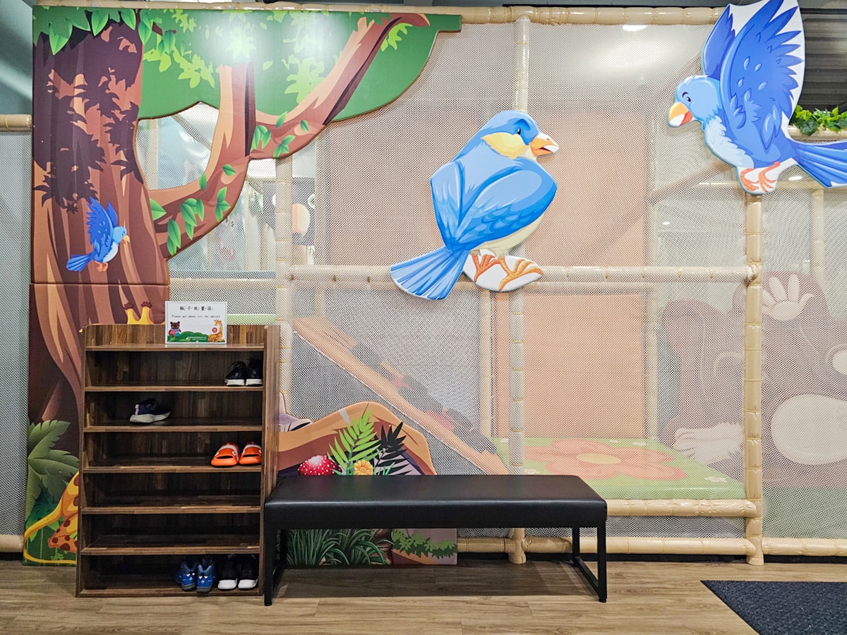 南投景點|魯魯札札咖啡親子館 日月潭最大室內親子樂園!溜小孩放電一定要來玩,伊達邵親子餐廳 - 第8張圖