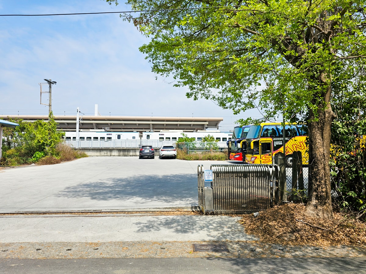 枋寮景點|藍皮意象館 枋寮火車站旁,免門票/免費停車/冰品/紀念品,搭乘藍皮解憂號出發! - 第4張圖