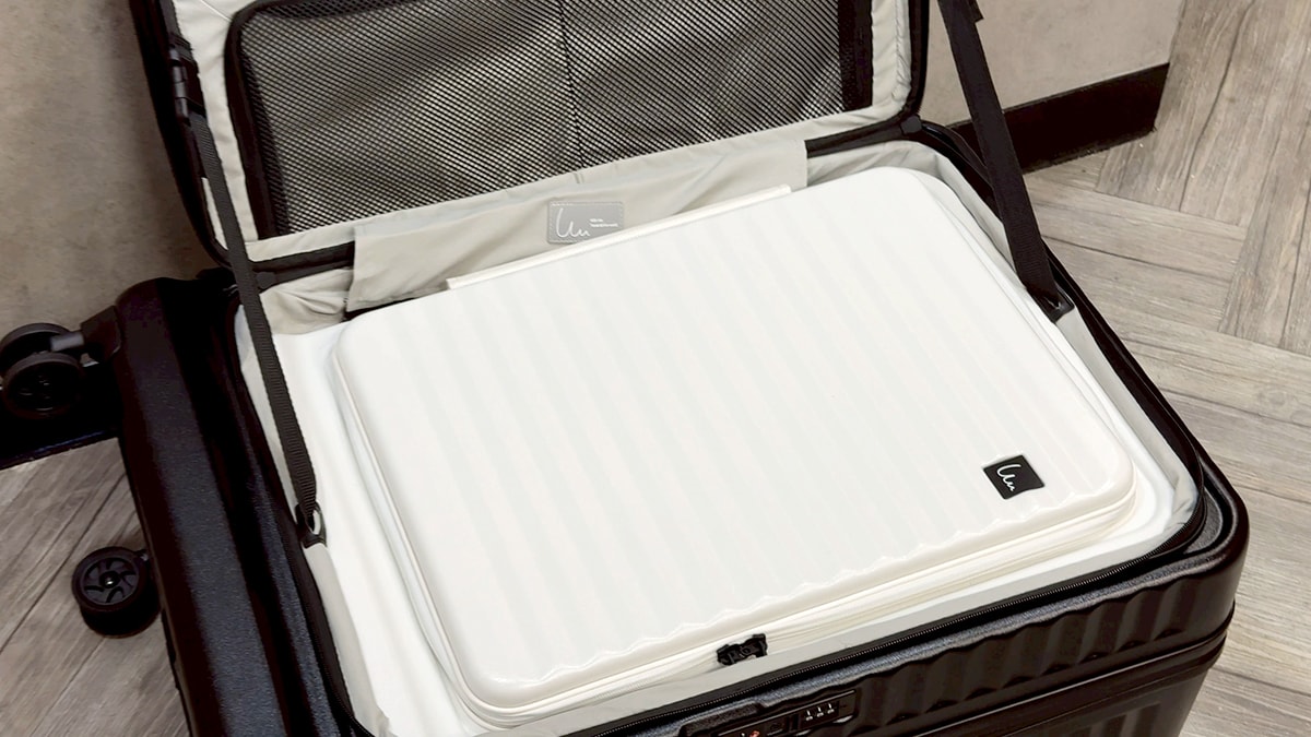 行李箱評價｜輪子古溜，還可套箱收納超方便! With Me前開行李箱，擴充裝超多！客製化行李箱布套再不怕認錯行李箱