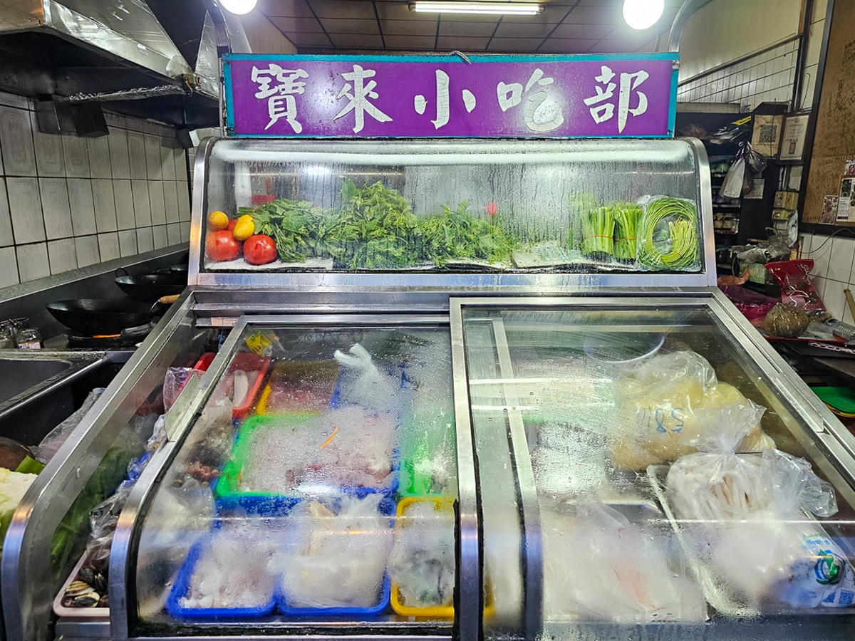 來六龜一定要吃這家!寶來小吃部 在地老店熱炒,梅子雞、香檳鳥超驚豔 - 第4張圖 來六龜一定要吃這家!寶來小吃部 在地老店熱炒,梅子雞、香檳鳥超驚豔
