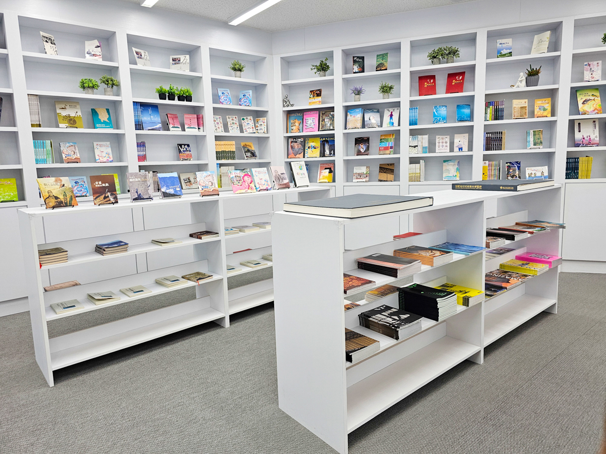 恆春免費景點|恆春文化中心民謠館 聲音博物館聽民謠、自在閱覽圖書 - 第35張圖