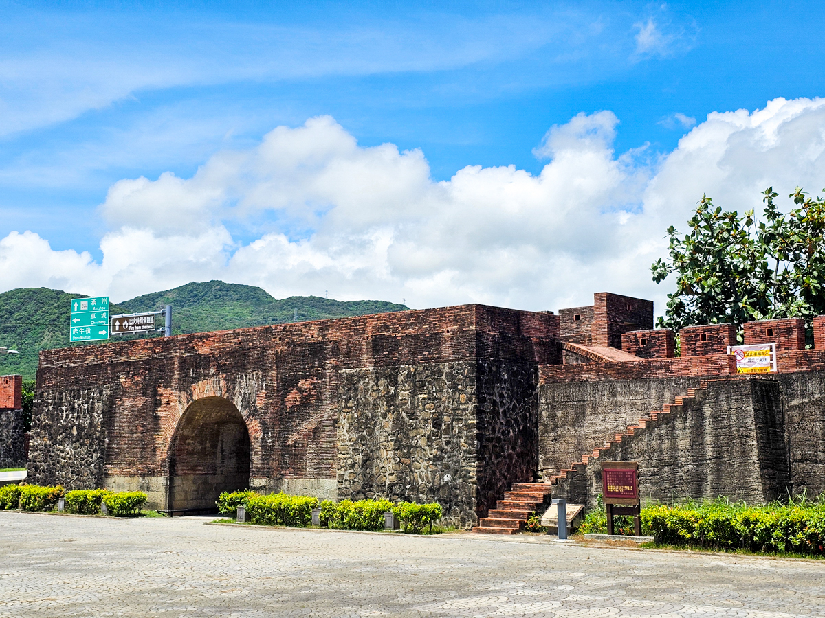 恆春免費景點|恆春文化中心民謠館 聲音博物館聽民謠、自在閱覽圖書 - 第3張圖