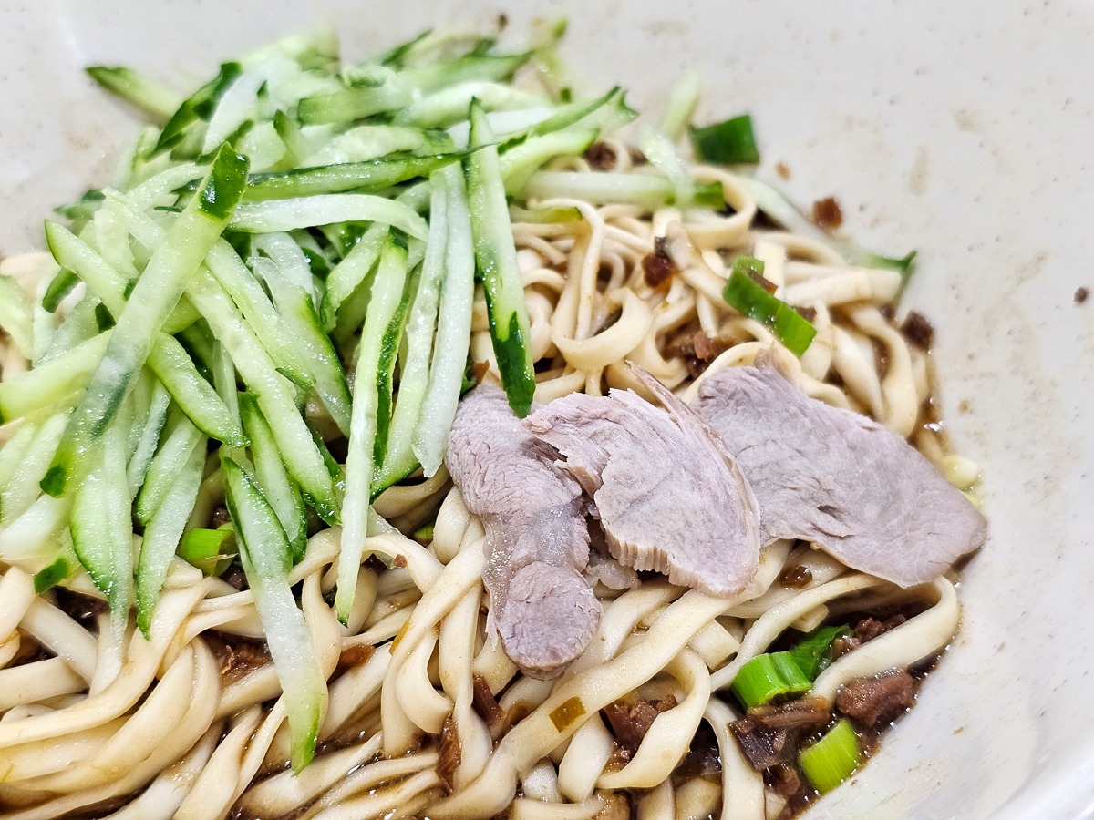 鳳山必吃平價小吃|真好吃麵店 在雙慈殿旁!環境乾淨又有冷氣,吃麵也能很chill - 第11張圖