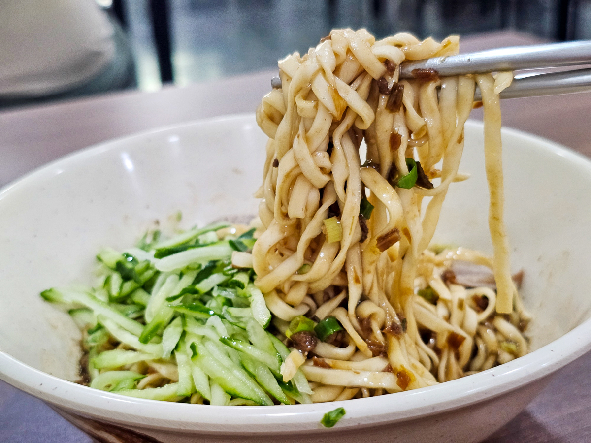 鳳山必吃平價小吃|真好吃麵店 在雙慈殿旁!環境乾淨又有冷氣,吃麵也能很chill - 第12張圖