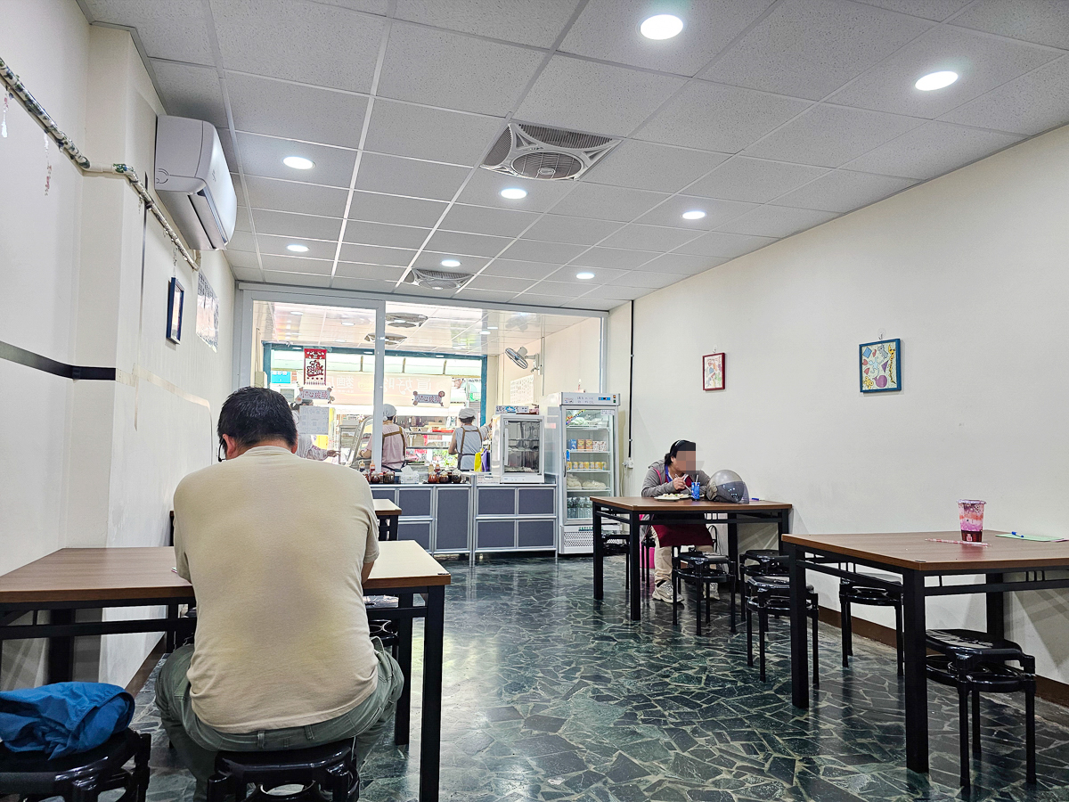 鳳山必吃平價小吃|真好吃麵店 在雙慈殿旁!環境乾淨又有冷氣,吃麵也能很chill - 第3張圖