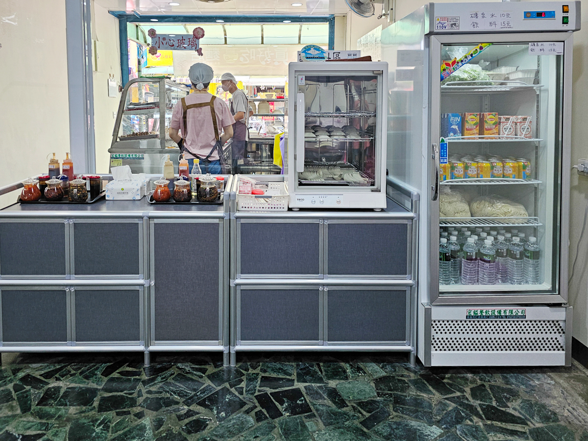 鳳山必吃平價小吃|真好吃麵店 在雙慈殿旁!環境乾淨又有冷氣,吃麵也能很chill - 第4張圖