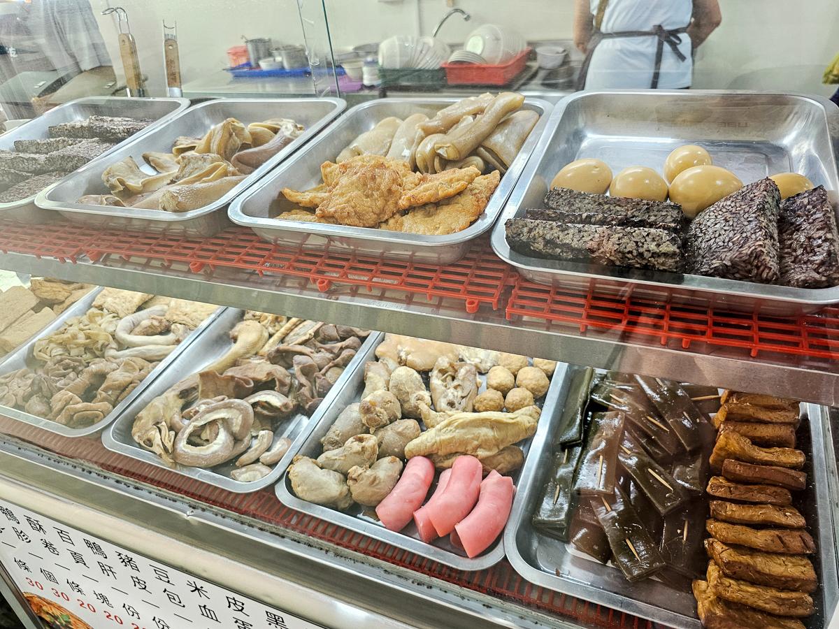 鳳山必吃平價小吃|真好吃麵店 在雙慈殿旁!環境乾淨又有冷氣,吃麵也能很chill - 第6張圖