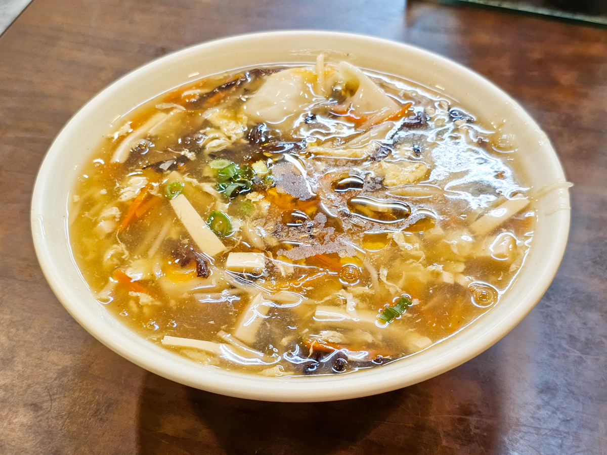 高雄鳳山|北芳園牛肉拉麵-大東店 乾麵/水餃/餛飩湯/酸辣麵 平價國民美食 - 第14張圖