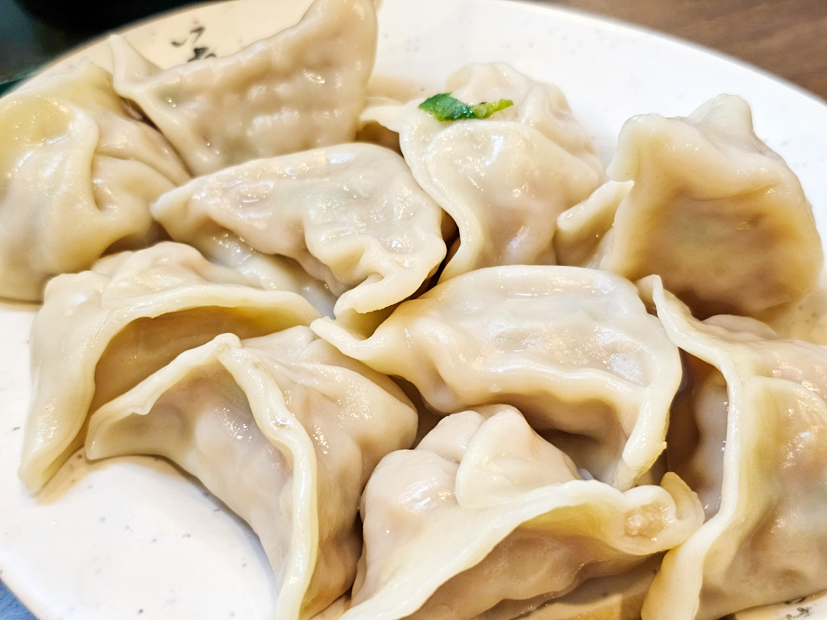 高雄鳳山|北芳園牛肉拉麵-大東店 乾麵/水餃/餛飩湯/酸辣麵 平價國民美食 - 第18張圖