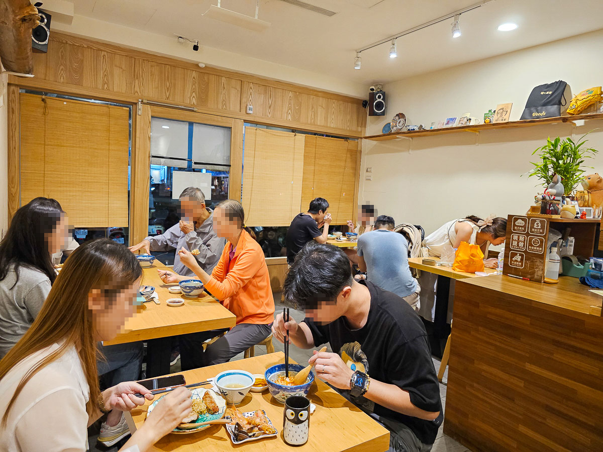 高雄前金|碰心蘿蔔 排骨炒飯超欠吃!握壽司30元起,上班族激推高CP值日式餐廳 - 第4張圖