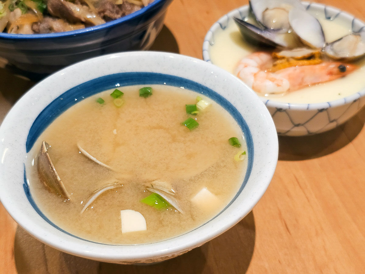 高雄前金|碰心蘿蔔 排骨炒飯超欠吃!握壽司30元起,上班族激推高CP值日式餐廳 - 第11張圖
