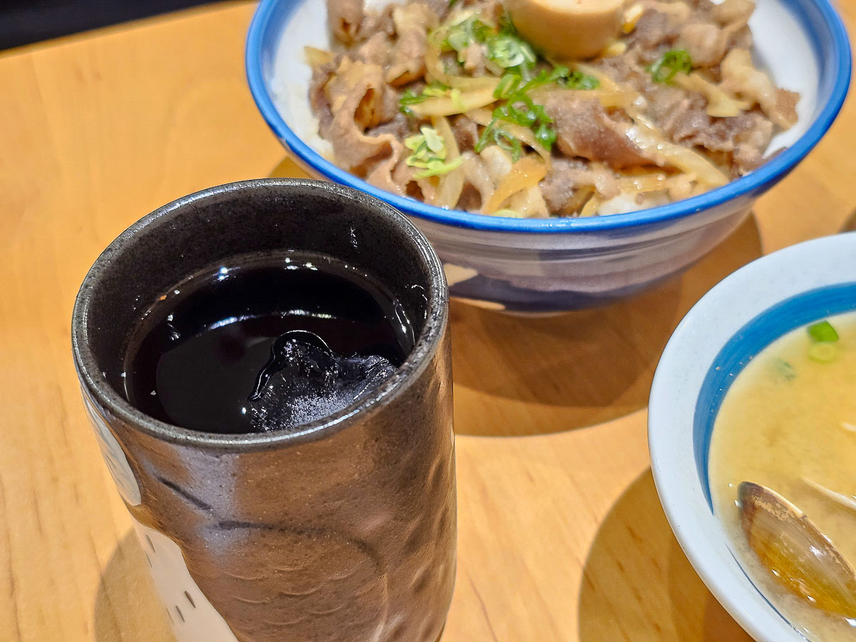 高雄前金|碰心蘿蔔 排骨炒飯超欠吃!握壽司30元起,上班族激推高CP值日式餐廳 - 第15張圖