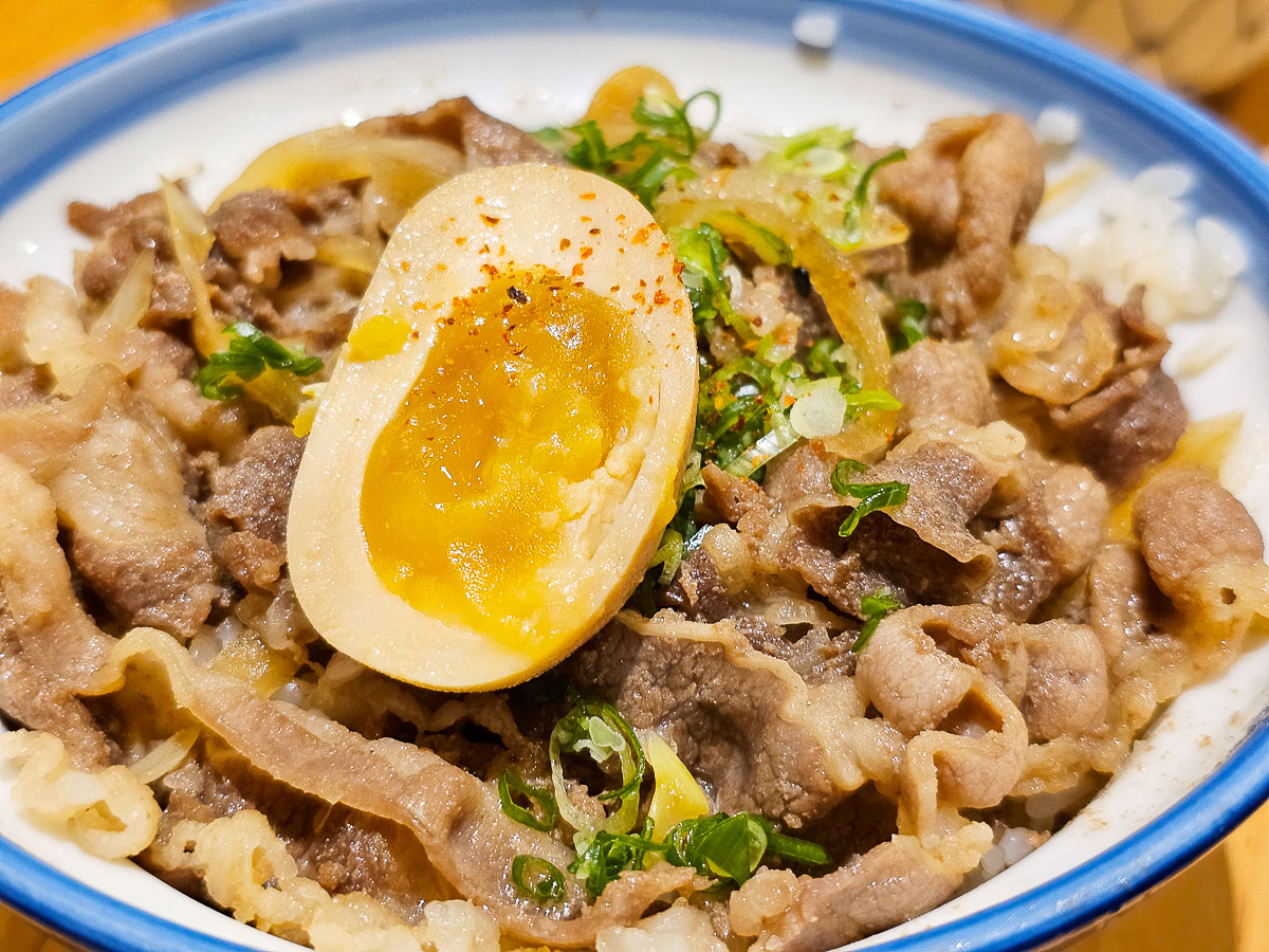 高雄前金|碰心蘿蔔 排骨炒飯超欠吃!握壽司30元起,上班族激推高CP值日式餐廳 - 第10張圖