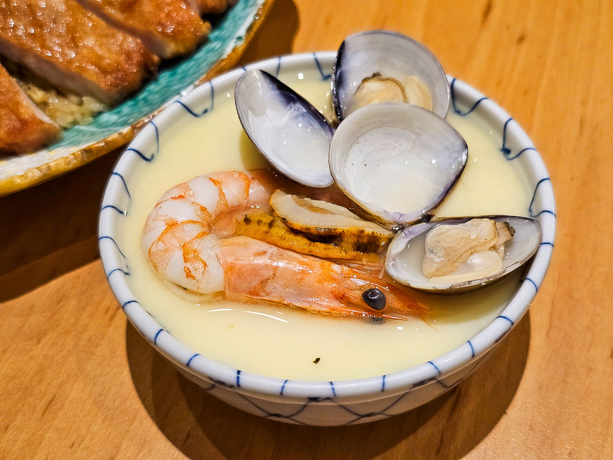 高雄前金|碰心蘿蔔 排骨炒飯超欠吃!握壽司30元起,上班族激推高CP值日式餐廳 - 第16張圖