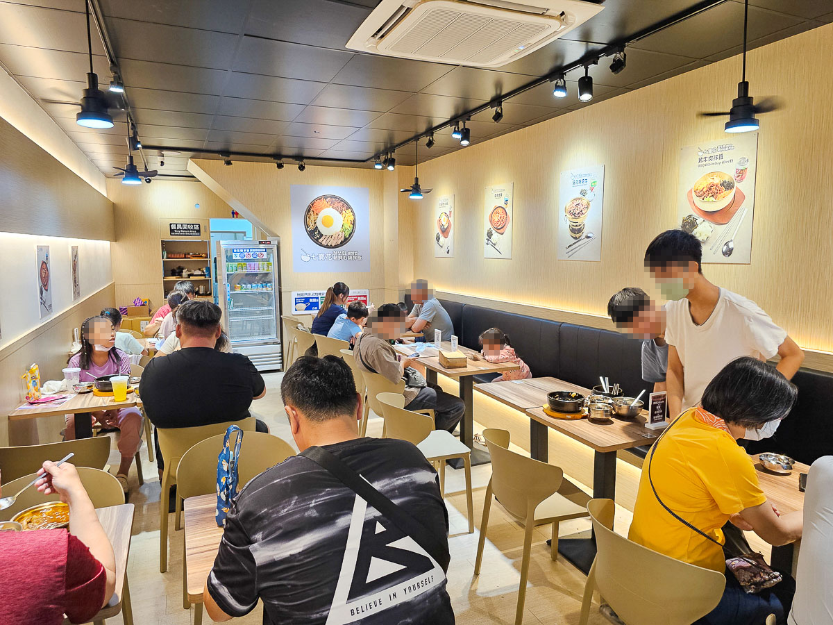 高雄五甲美食|七寶花韓式石鍋拌飯五甲店 新開幕!泡菜、海帶湯、白飯無限供應吃到飽,平價韓國料理、家庭聚餐新選擇 - 第4張圖