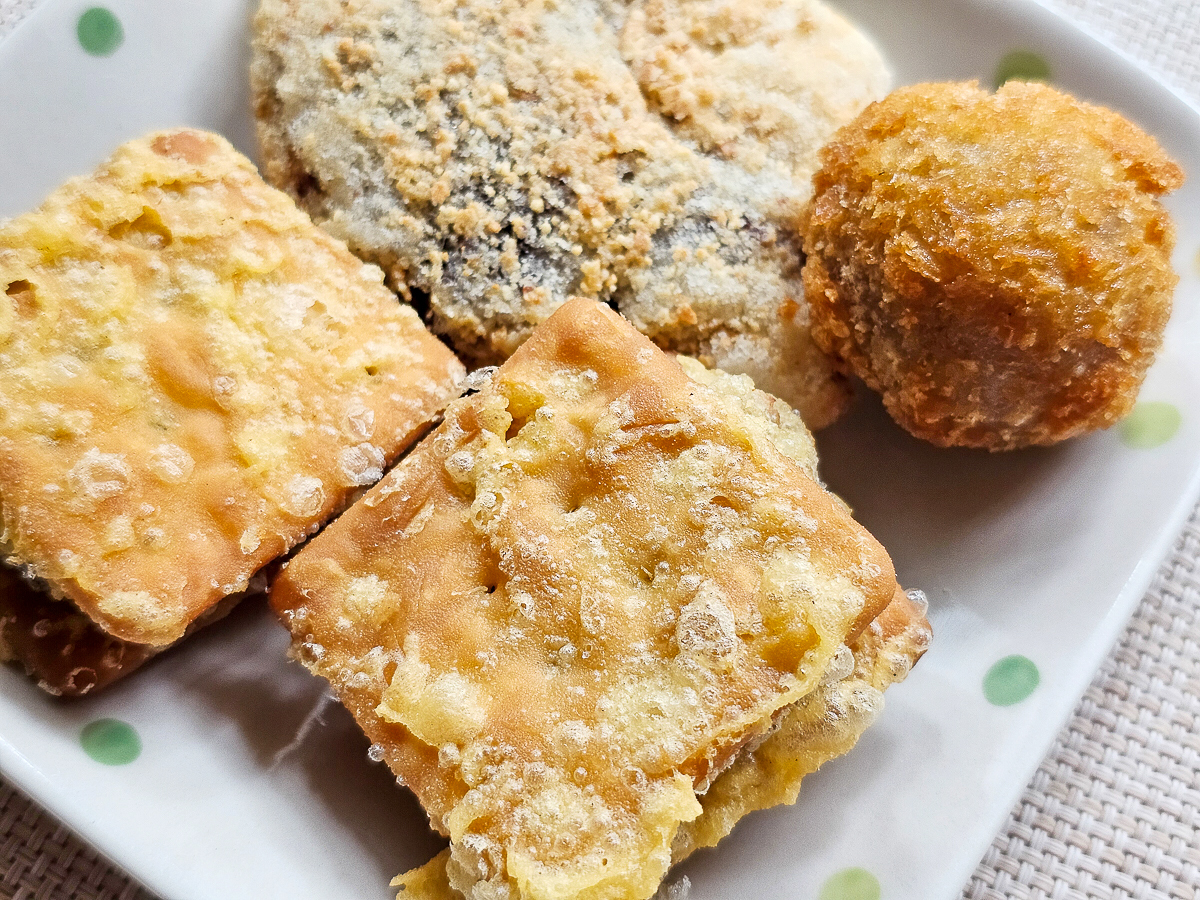 10元可以買什麼?芋見蘇媽媽-五甲白糖粿 芋泥球、芋餅、紅豆餅、炸麻糬|金黃酥脆不油膩通通都好吃 - 第8張圖