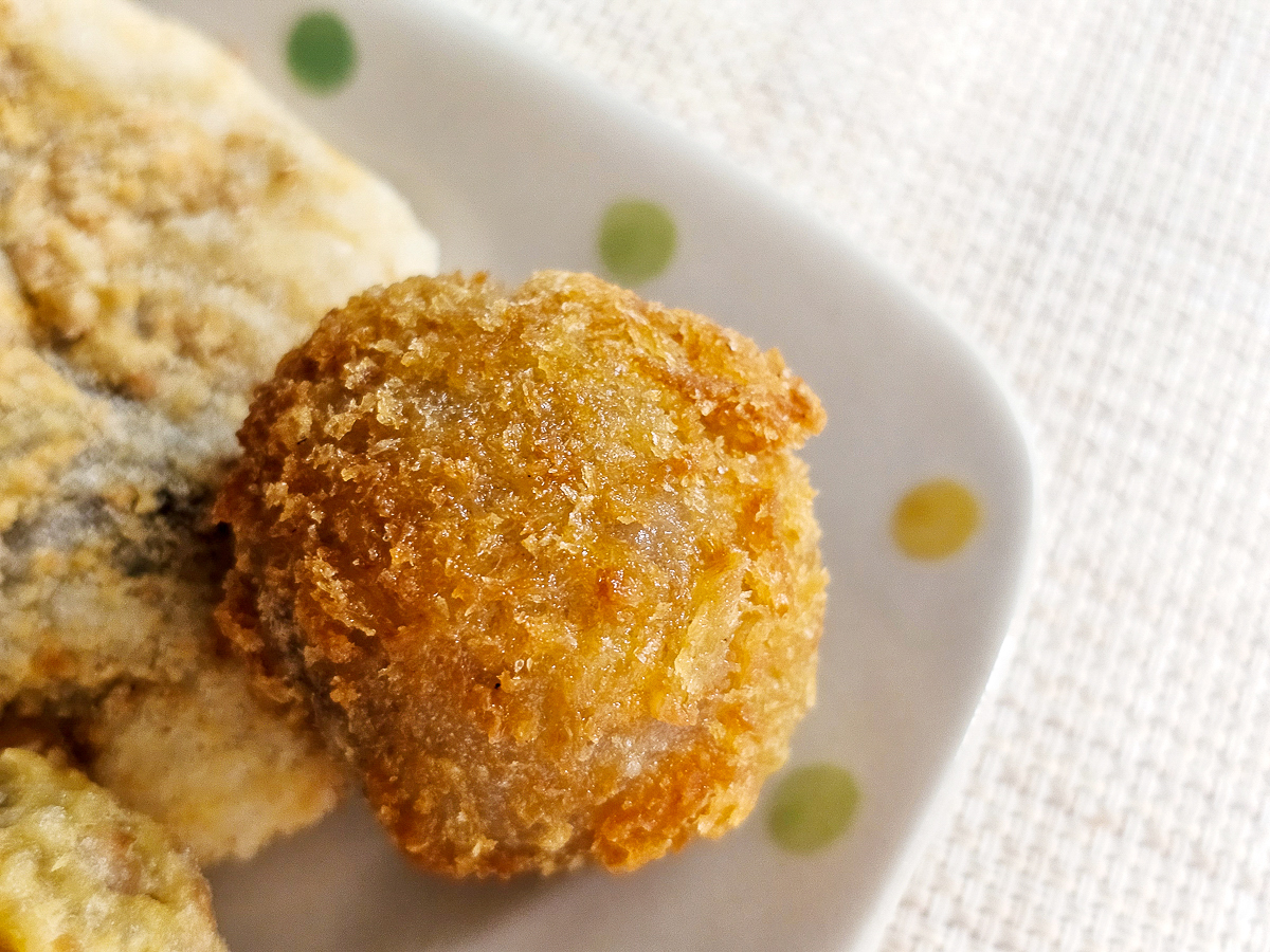 10元可以買什麼?芋見蘇媽媽-五甲白糖粿 芋泥球、芋餅、紅豆餅、炸麻糬|金黃酥脆不油膩通通都好吃 - 第9張圖