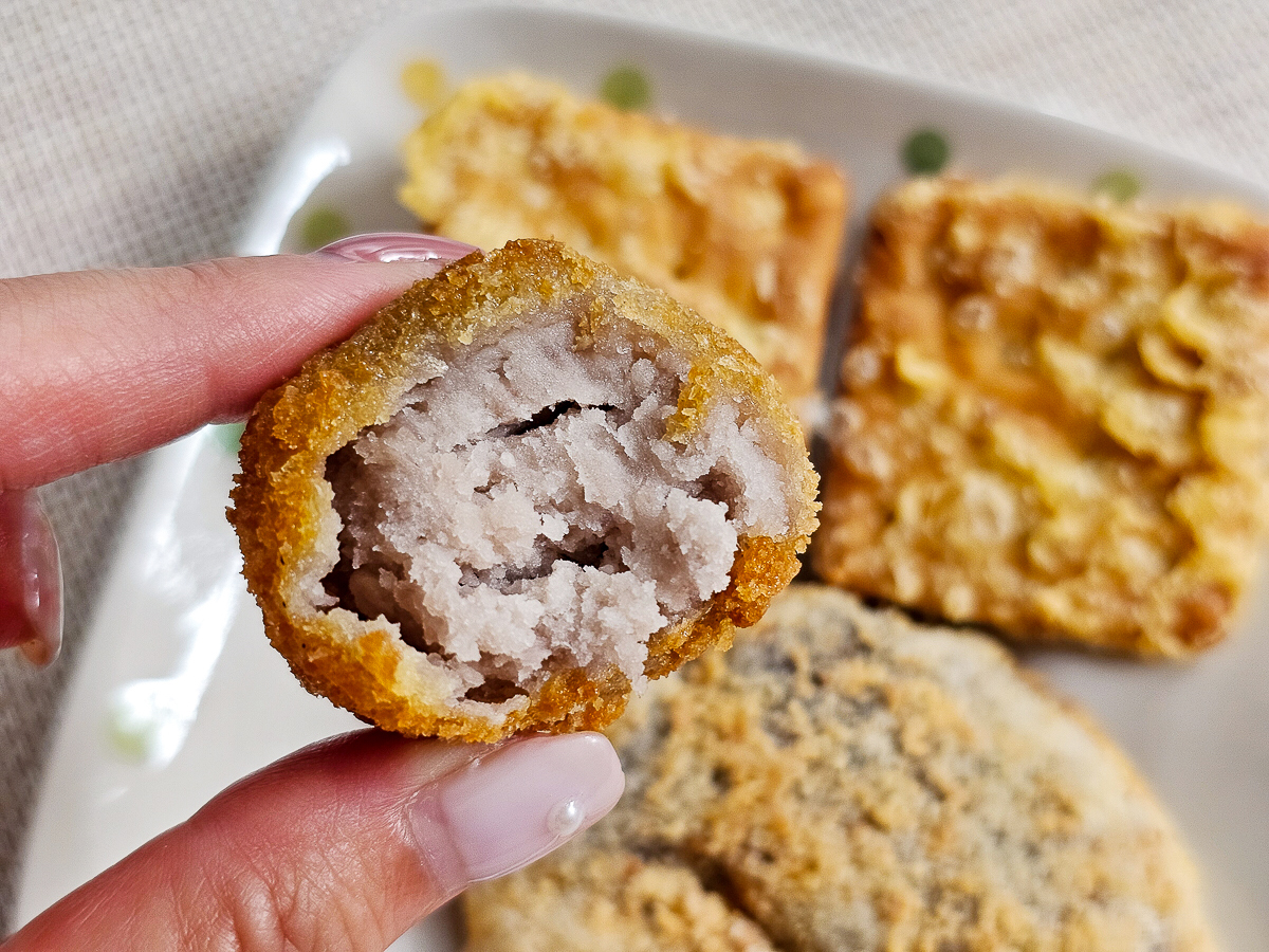 10元可以買什麼?芋見蘇媽媽-五甲白糖粿 芋泥球、芋餅、紅豆餅、炸麻糬|金黃酥脆不油膩通通都好吃 - 第10張圖