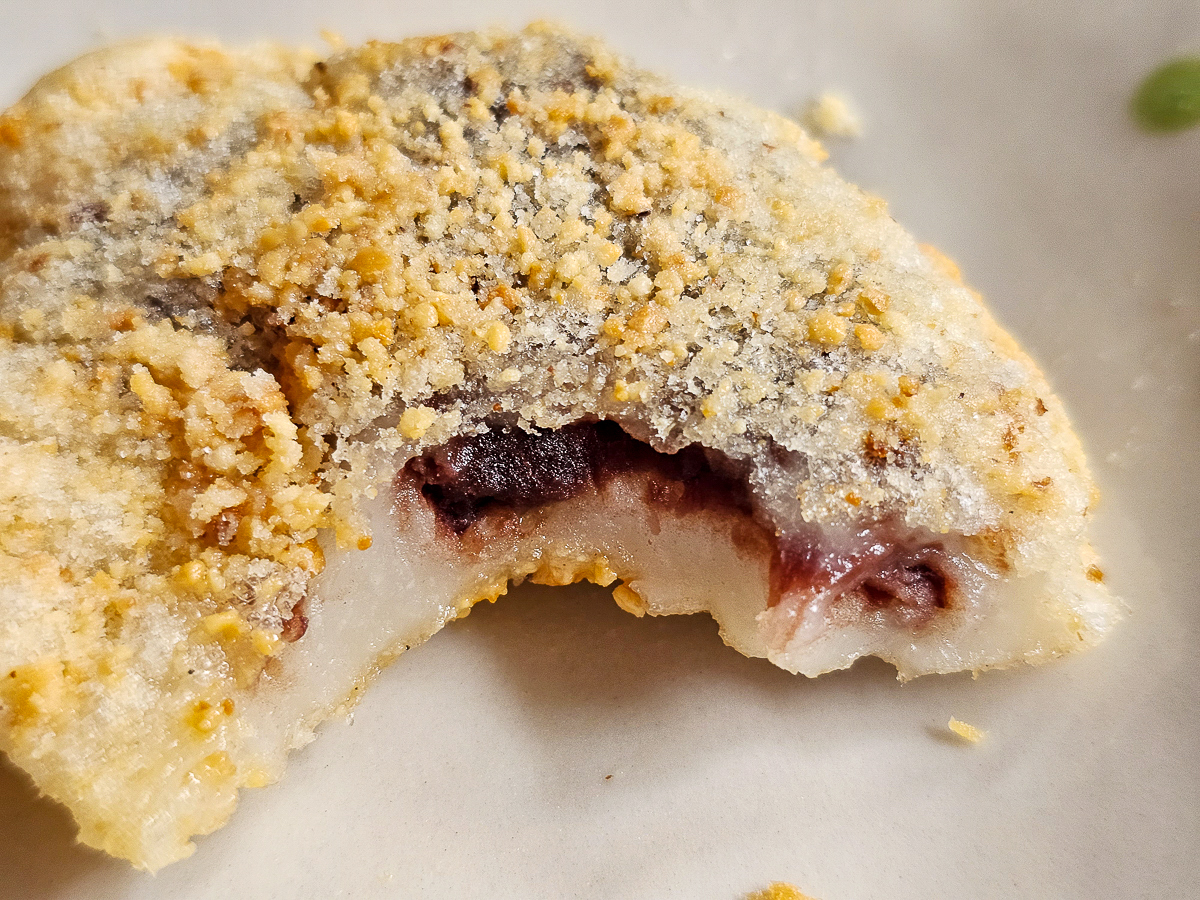 10元可以買什麼?芋見蘇媽媽-五甲白糖粿 芋泥球、芋餅、紅豆餅、炸麻糬|金黃酥脆不油膩通通都好吃 - 第16張圖