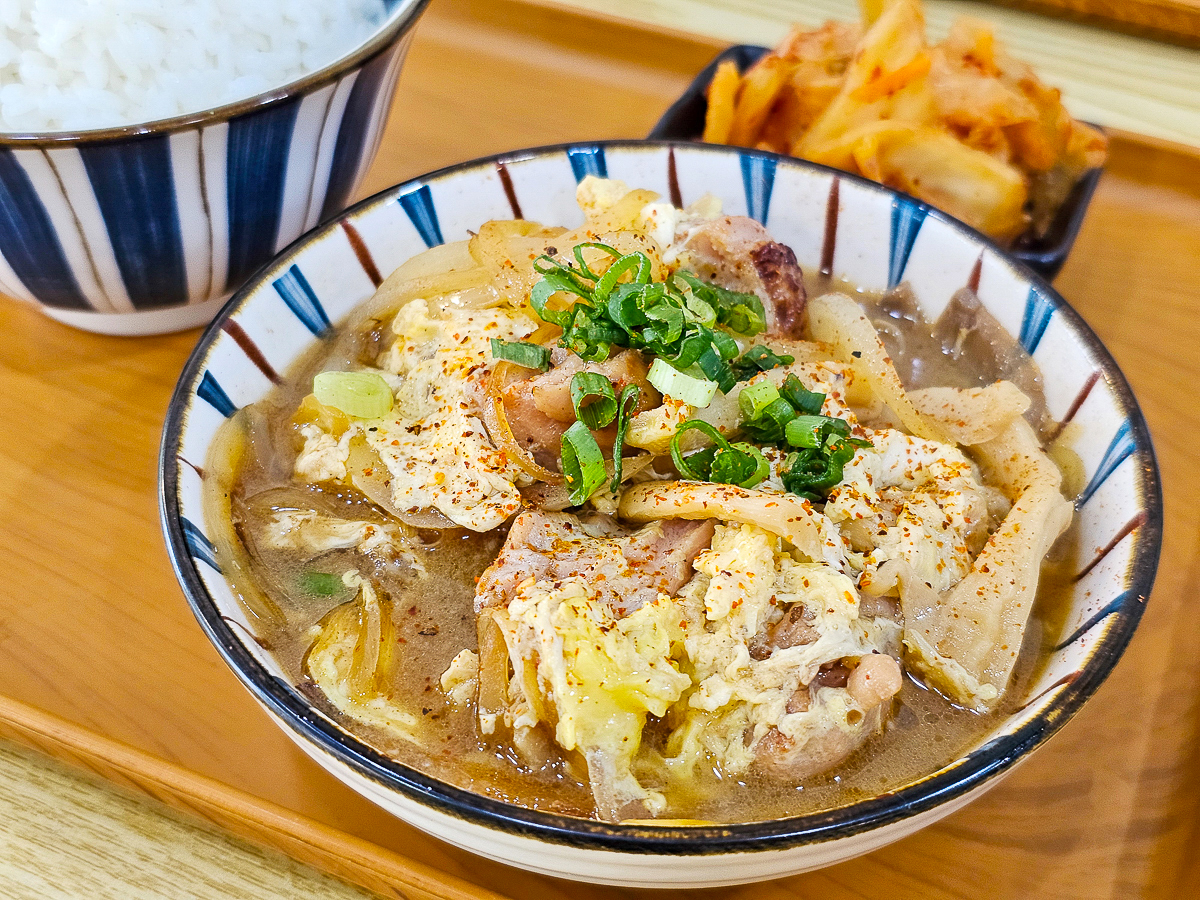 鳳山大東｜良盛吉食 輕食系丼飯也能很有飽足感！寵物友善
