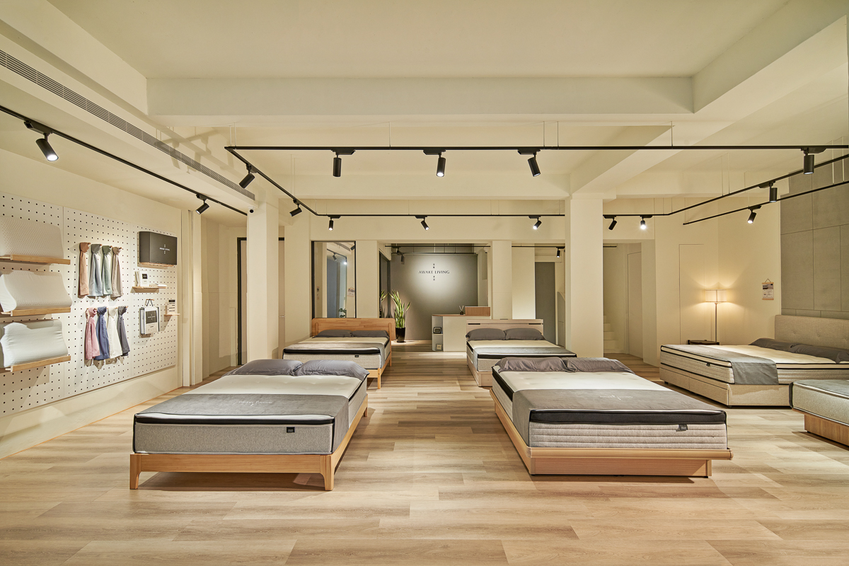 高雄床墊推薦｜覺醒家居 Awake Living  五感沈浸式無壓力試躺，打造質感生活的優雅睡眠