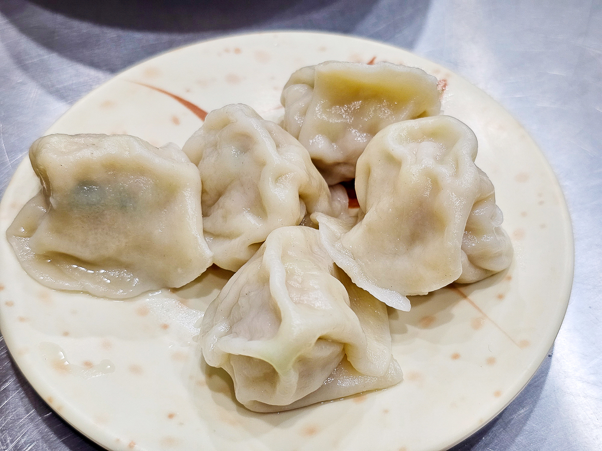 南投魚池|一麵堂 噴香肉燥飯、牛肉麵、水餃, 茶香入味一吃入魂!平價美味CP值超高 - 第22張圖