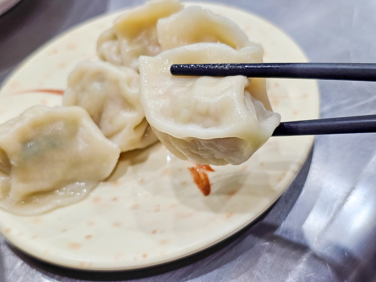 南投魚池|一麵堂 噴香肉燥飯、牛肉麵、水餃, 茶香入味一吃入魂!平價美味CP值超高 - 第23張圖