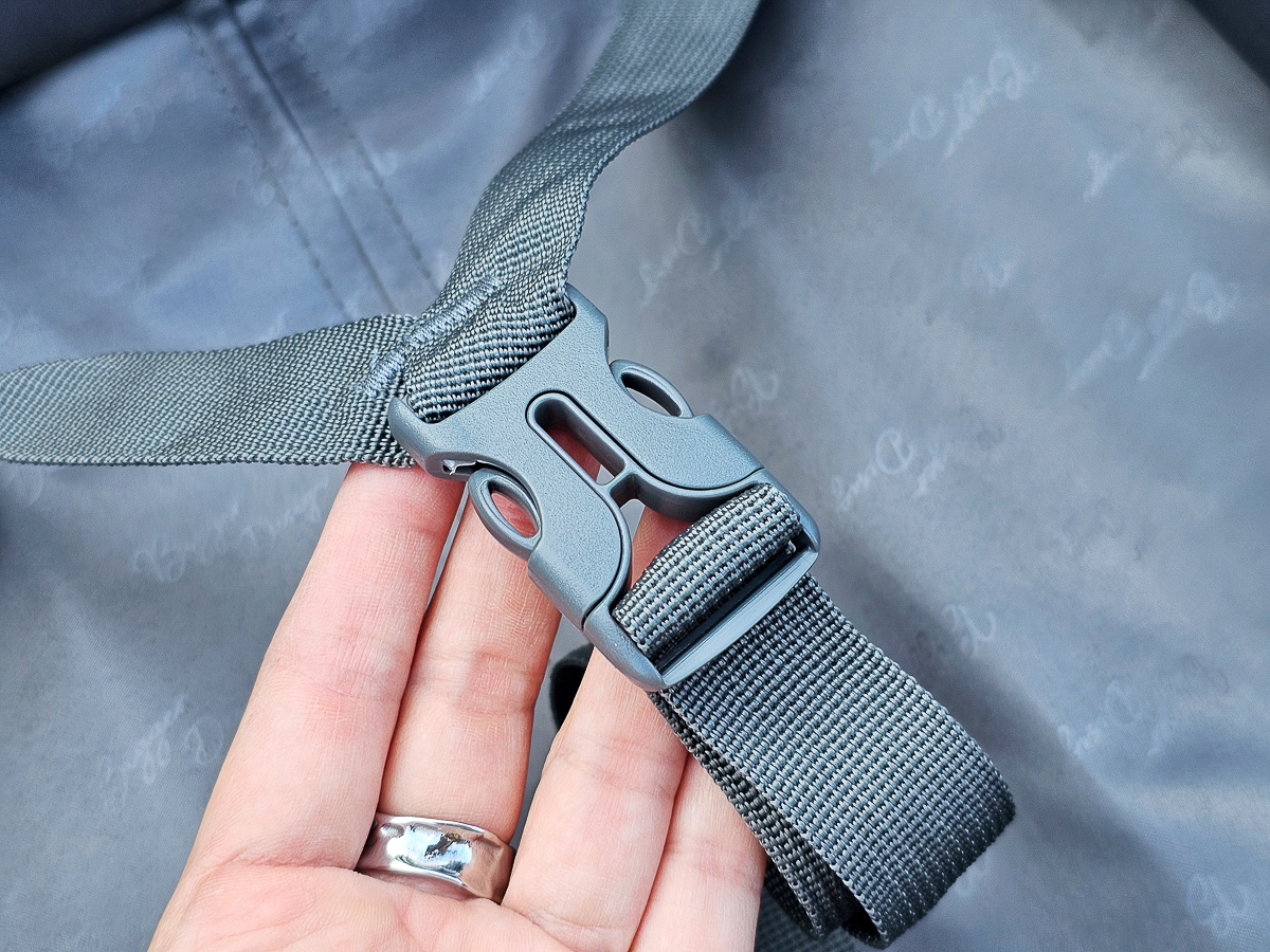 我把行李箱變小了!BIGGER 20吋菱格紋前開摺疊箱 行李箱界的小魔術師 - 第20張圖