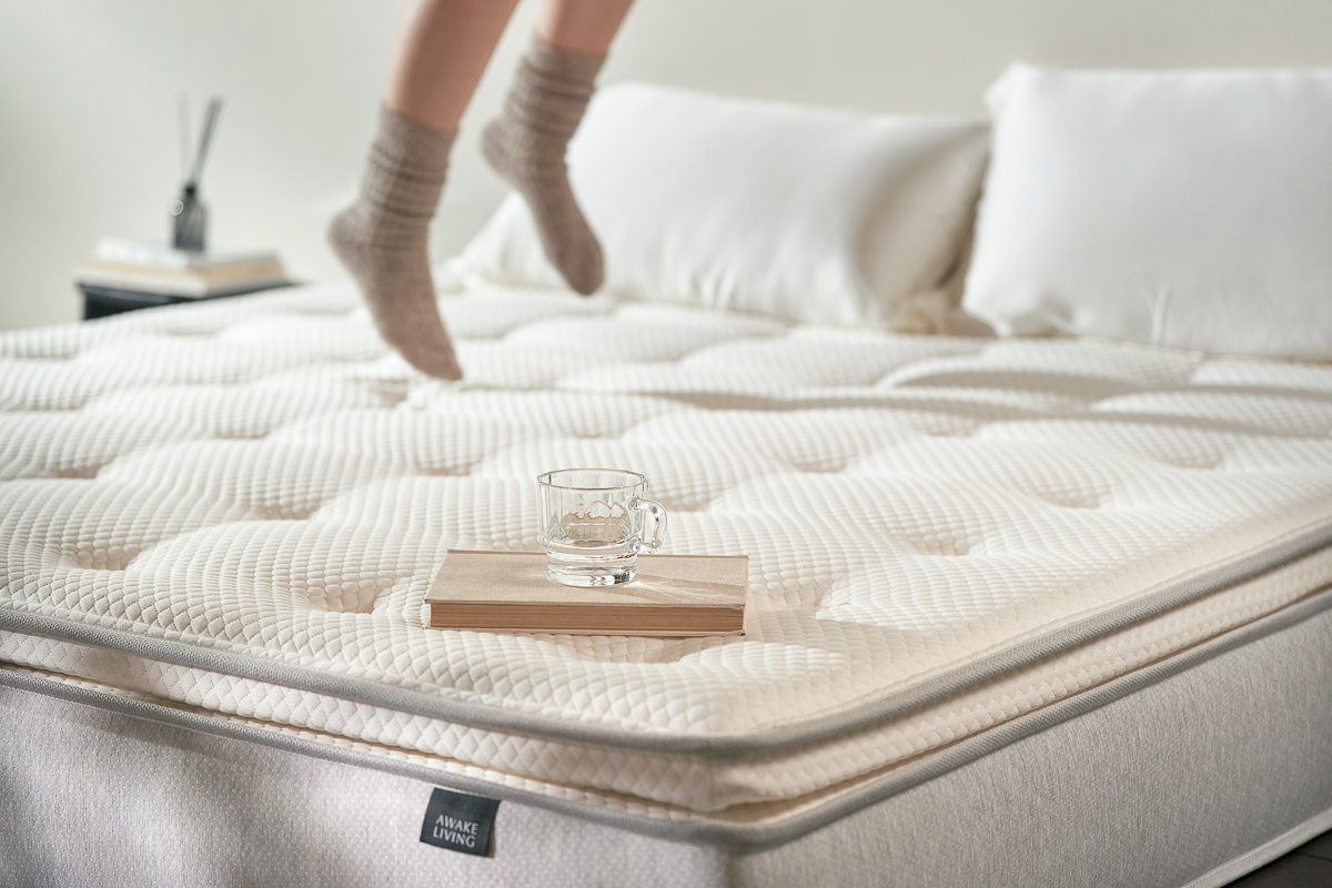 高雄床墊推薦｜覺醒家居 Awake Living  五感沈浸式無壓力試躺，打造質感生活的優雅睡眠