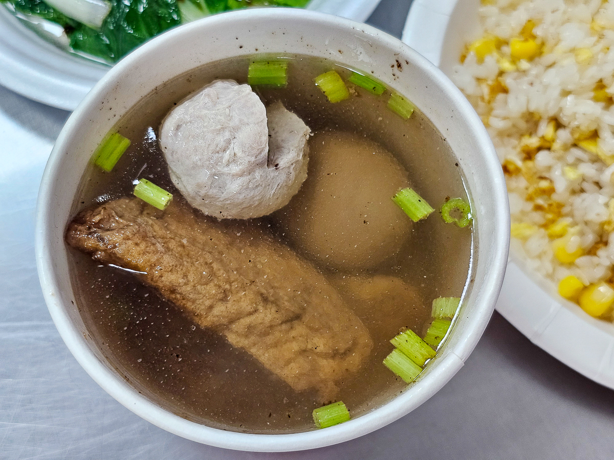 水里美食｜饕客食堂複合式餐飲 炒麵炒飯一次滿足！平價國民美食