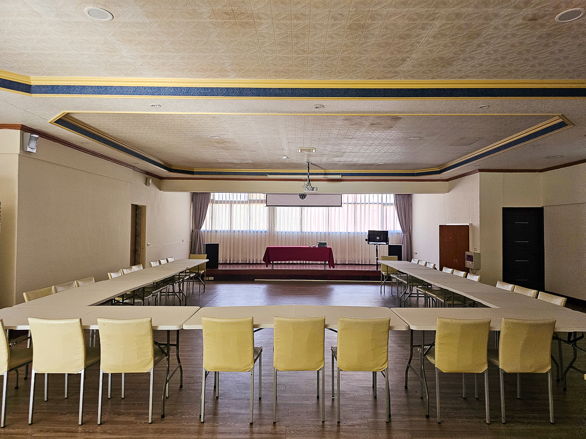 南投信義|東光行旅 一泊二食全新裝潢電梯飯店,露天泳池、景觀溫泉池,東埔溫泉平價住宿推薦 - 第10張圖 南投信義|東光行旅 一泊二食全新裝潢電梯飯店,露天泳池、景觀溫泉池,東埔溫泉平價住宿推薦