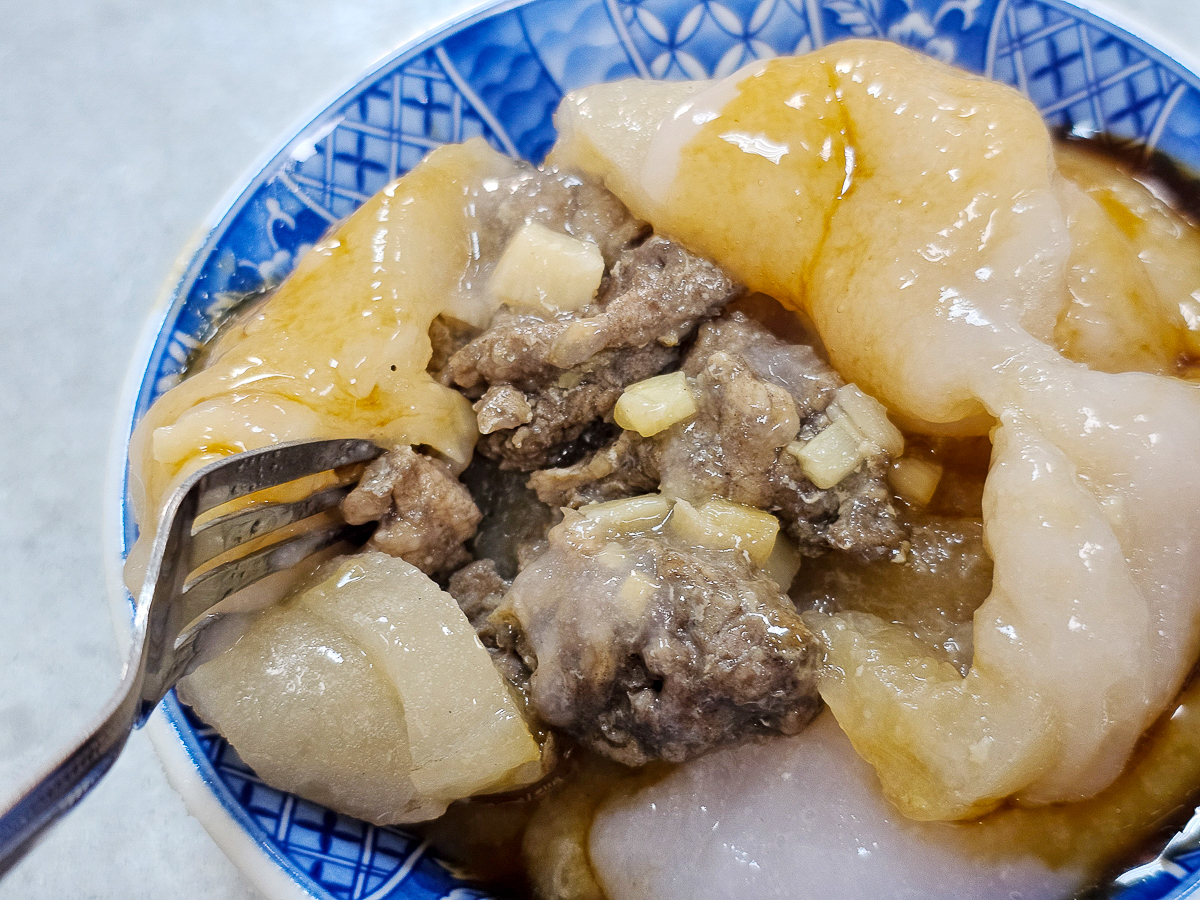 水里美食|董家肉圓(四弟的店) 只有賣肉圓!1粒40元,大骨湯喝到飽 - 第12張圖 水里美食|董家肉圓(四弟的店) 只有賣肉圓!1粒40元,大骨湯喝到飽