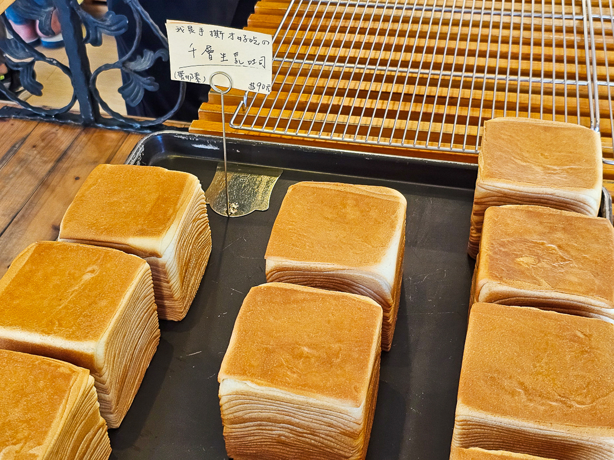 水里美食|小二家烘焙 一出爐就秒殺的超人氣麵包 - 第6張圖 水里美食|小二家烘焙 一出爐就秒殺的超人氣麵包