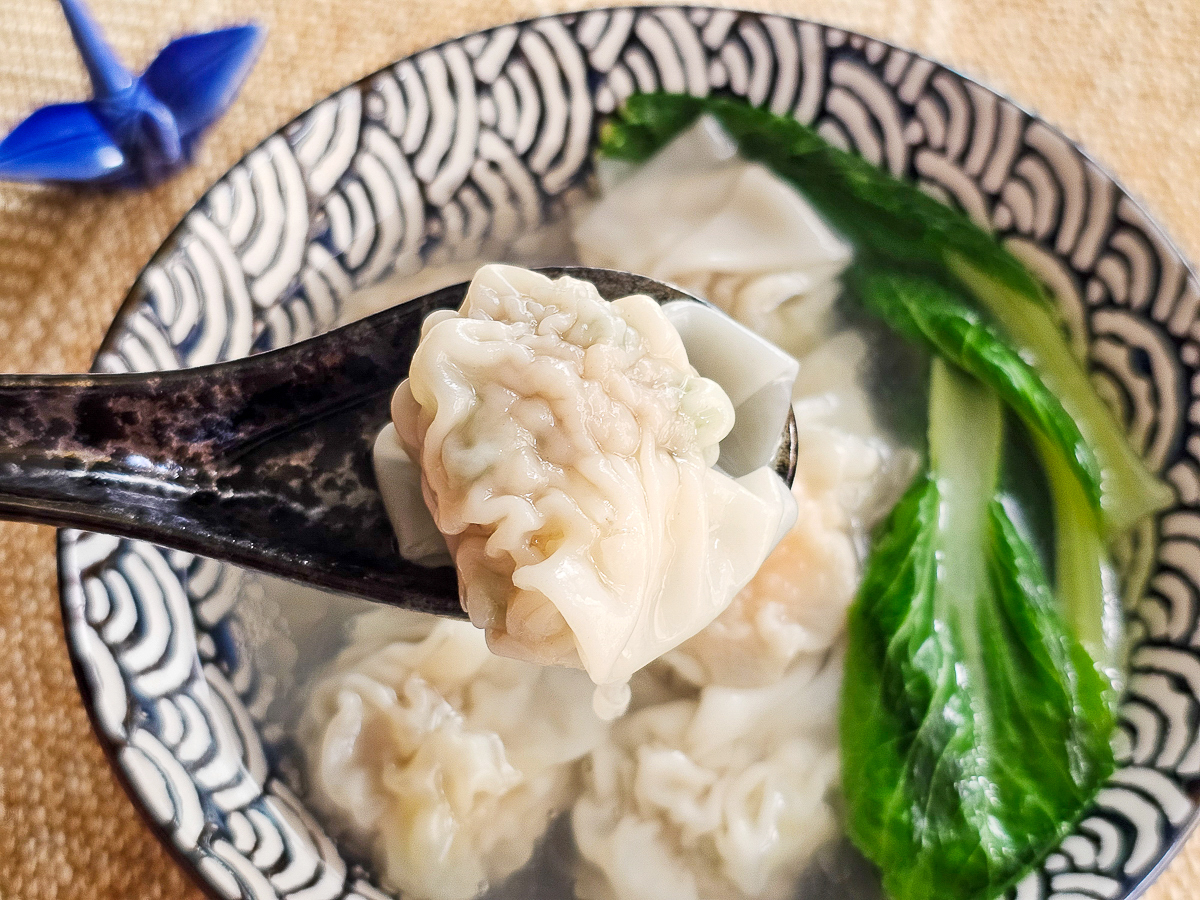餛飩界的愛馬仕｜台南府城餛飩 家樂福就買的到！有鮮蝦、干貝、鮮肉3種口味，在家輕鬆料理超暖胃