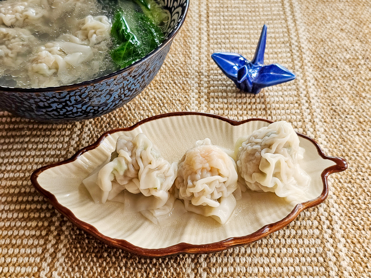 餛飩界的愛馬仕｜台南府城餛飩 家樂福就買的到！有鮮蝦、干貝、鮮肉3種口味，在家輕鬆料理超暖胃