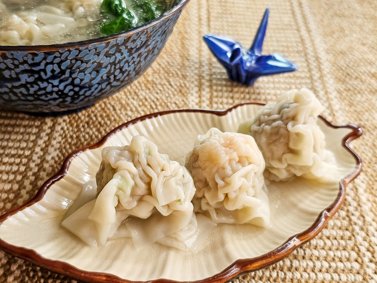 餛飩界的愛馬仕｜台南府城餛飩 家樂福就買的到！有鮮蝦、干貝、鮮肉3種口味，在家輕鬆料理超暖胃