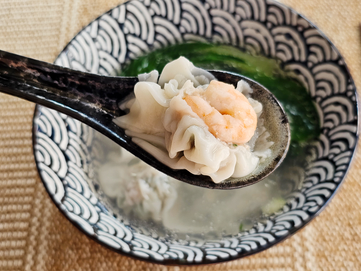 餛飩界的愛馬仕｜台南府城餛飩 家樂福就買的到！有鮮蝦、干貝、鮮肉3種口味，在家輕鬆料理超暖胃