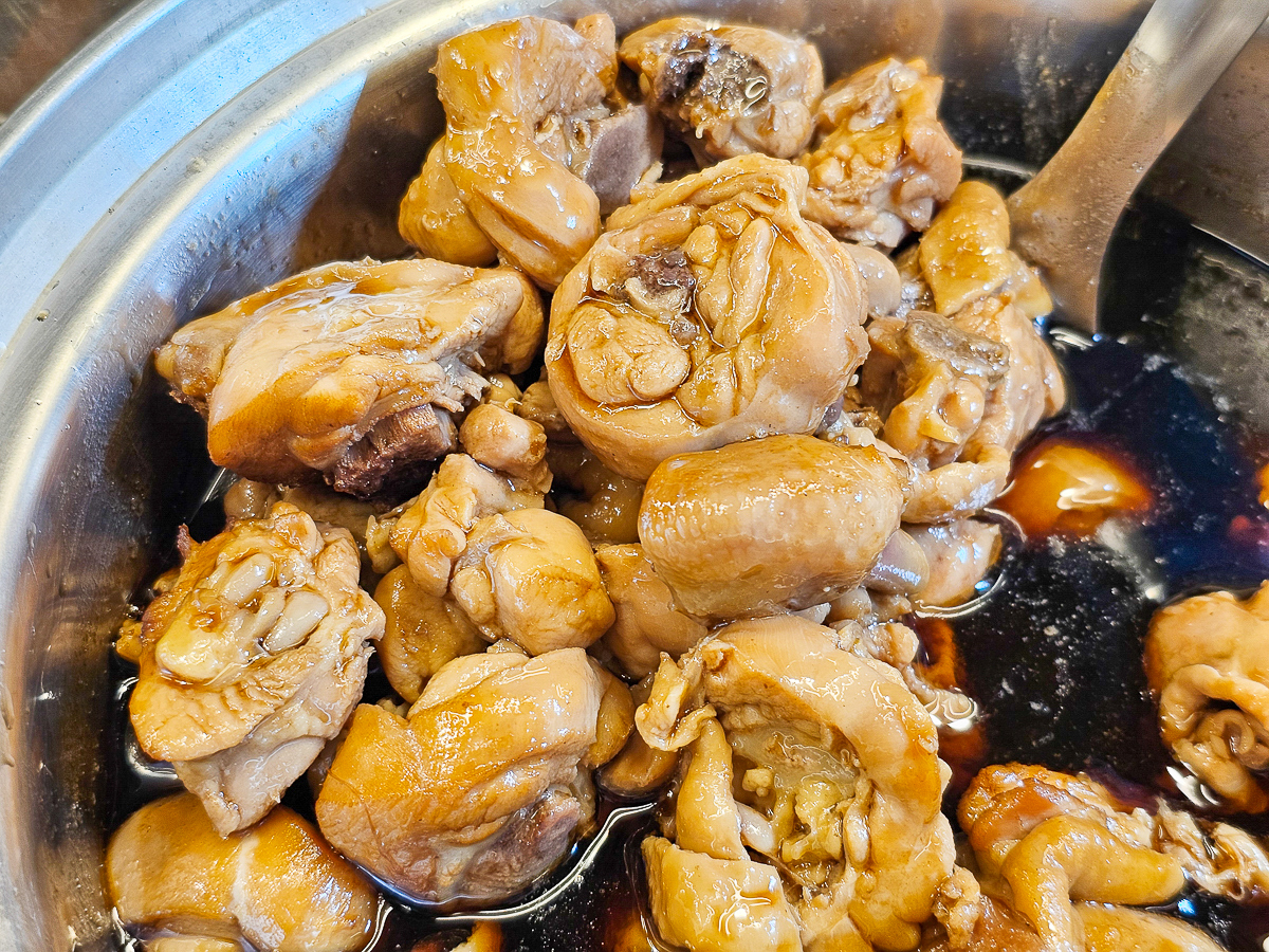 高雄自由黃昏市場必吃10家｜在地人私藏美食，晚餐不知道吃什麼就來這裡！