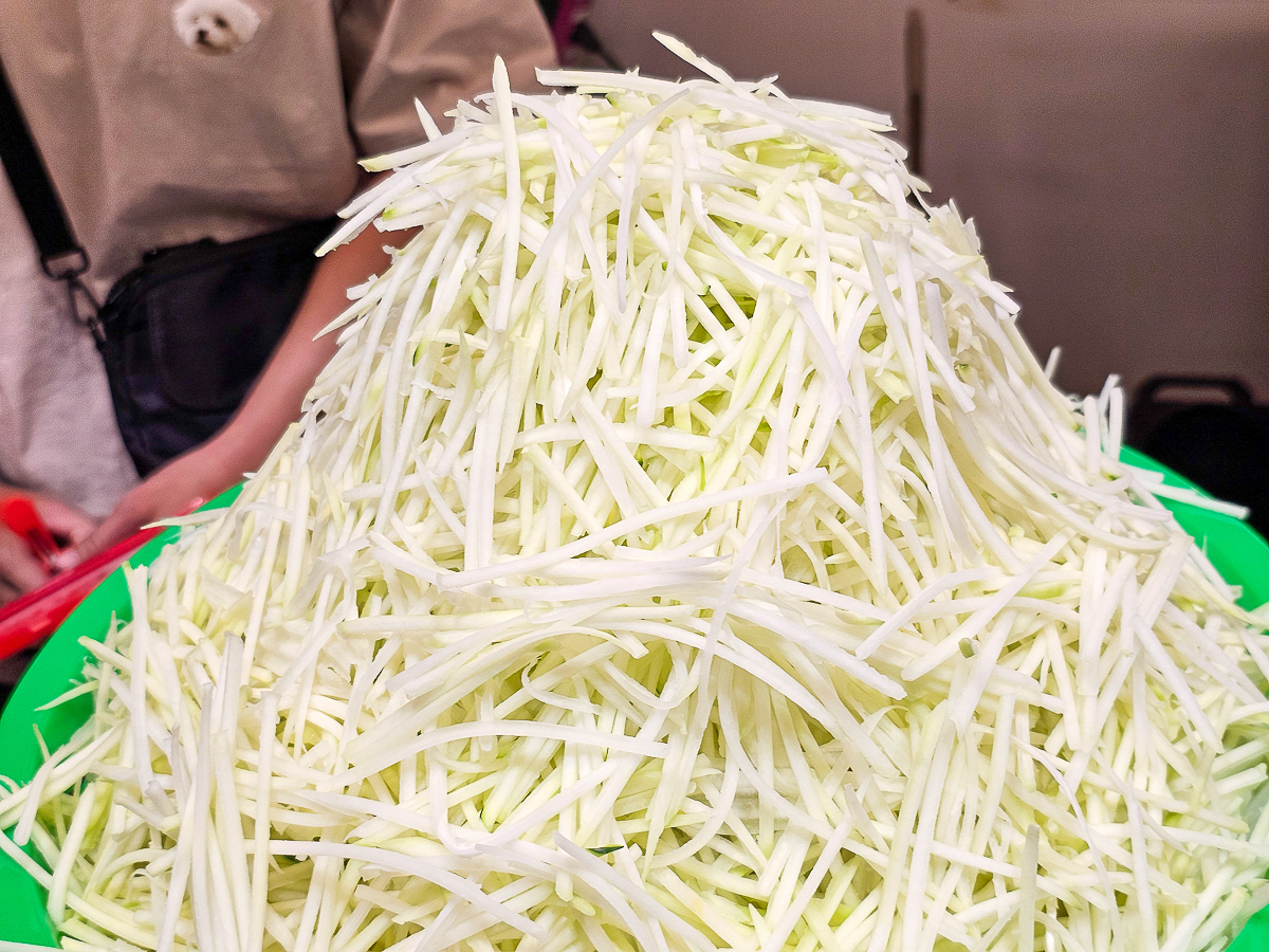 高雄自由黃昏市場必吃10家｜在地人私藏美食，晚餐不知道吃什麼就來這裡！