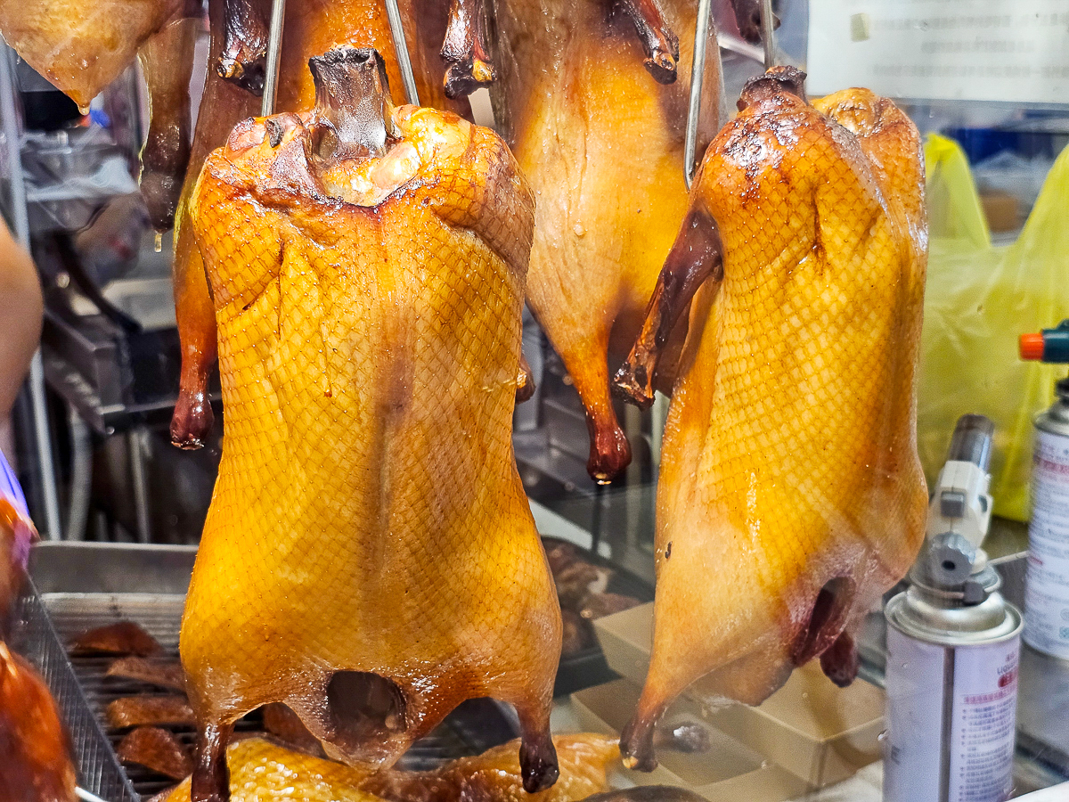 高雄自由黃昏市場必吃10家｜在地人私藏美食，晚餐不知道吃什麼就來這裡！