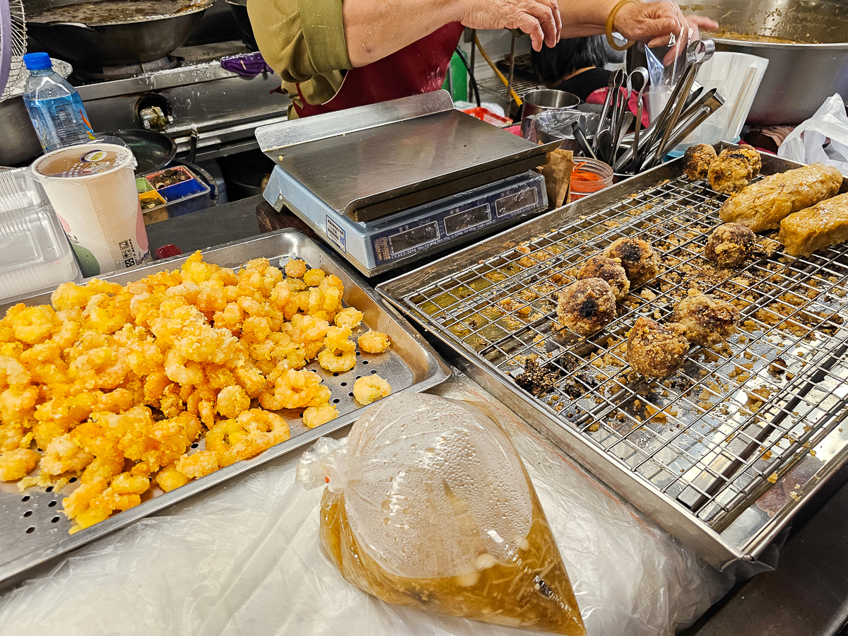 高雄自由黃昏市場必吃10家｜在地人私藏美食，晚餐不知道吃什麼就來這裡！